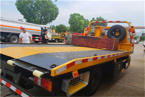 建德附近拖车电话号码服务